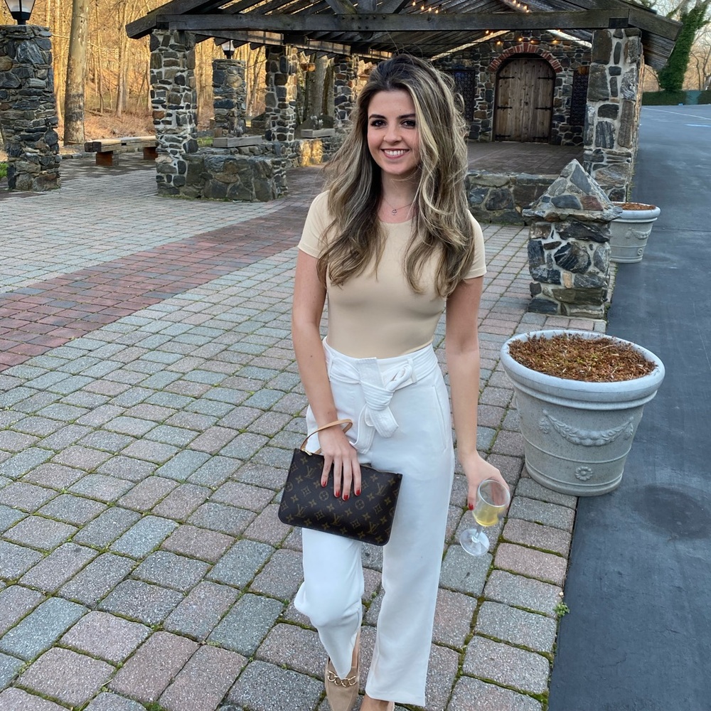 Meet your Posher, Emily